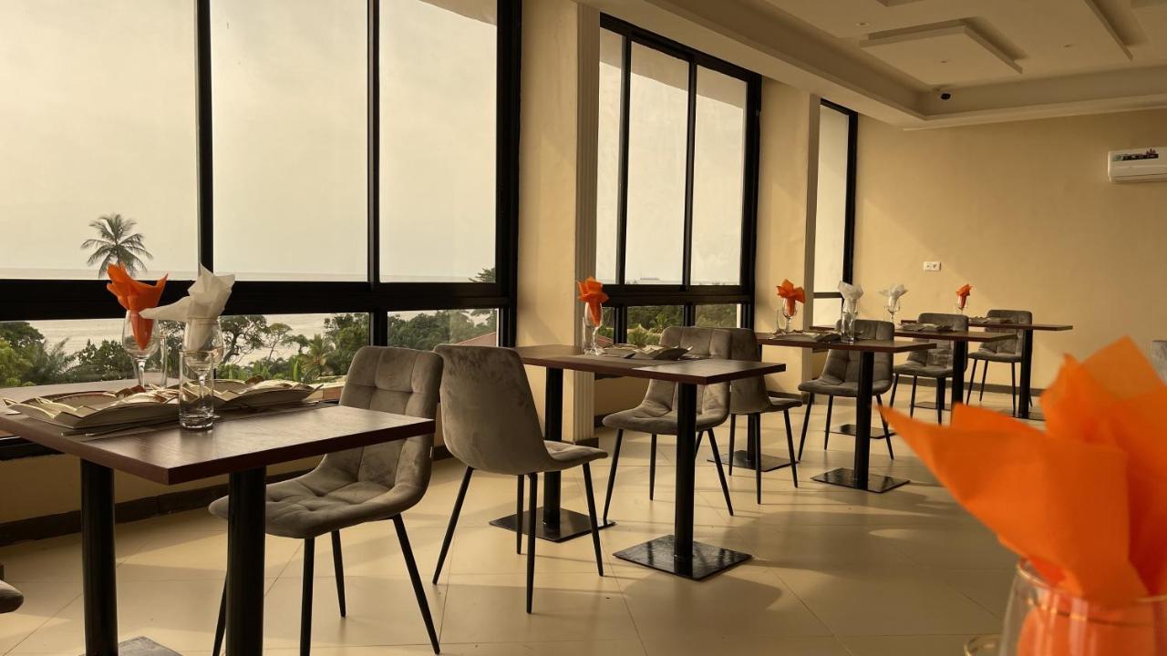 Sky Kenako Hotel Криби Екстериор снимка