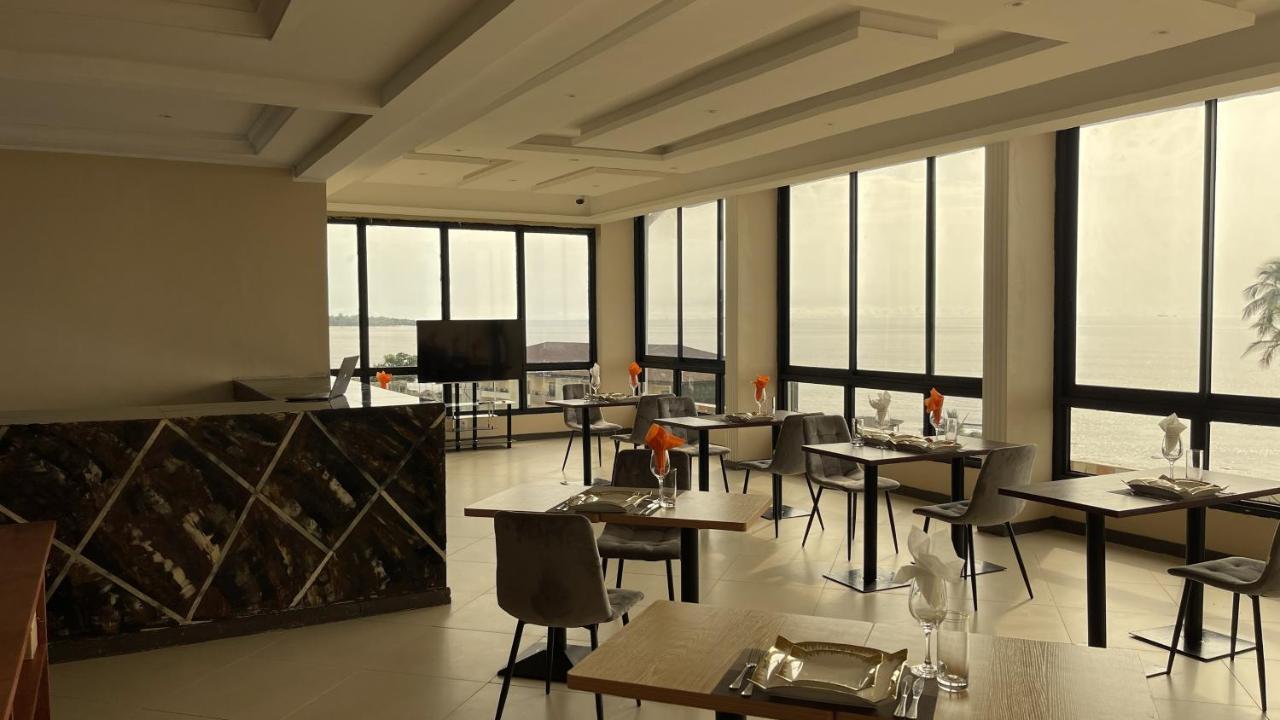 Sky Kenako Hotel Криби Екстериор снимка