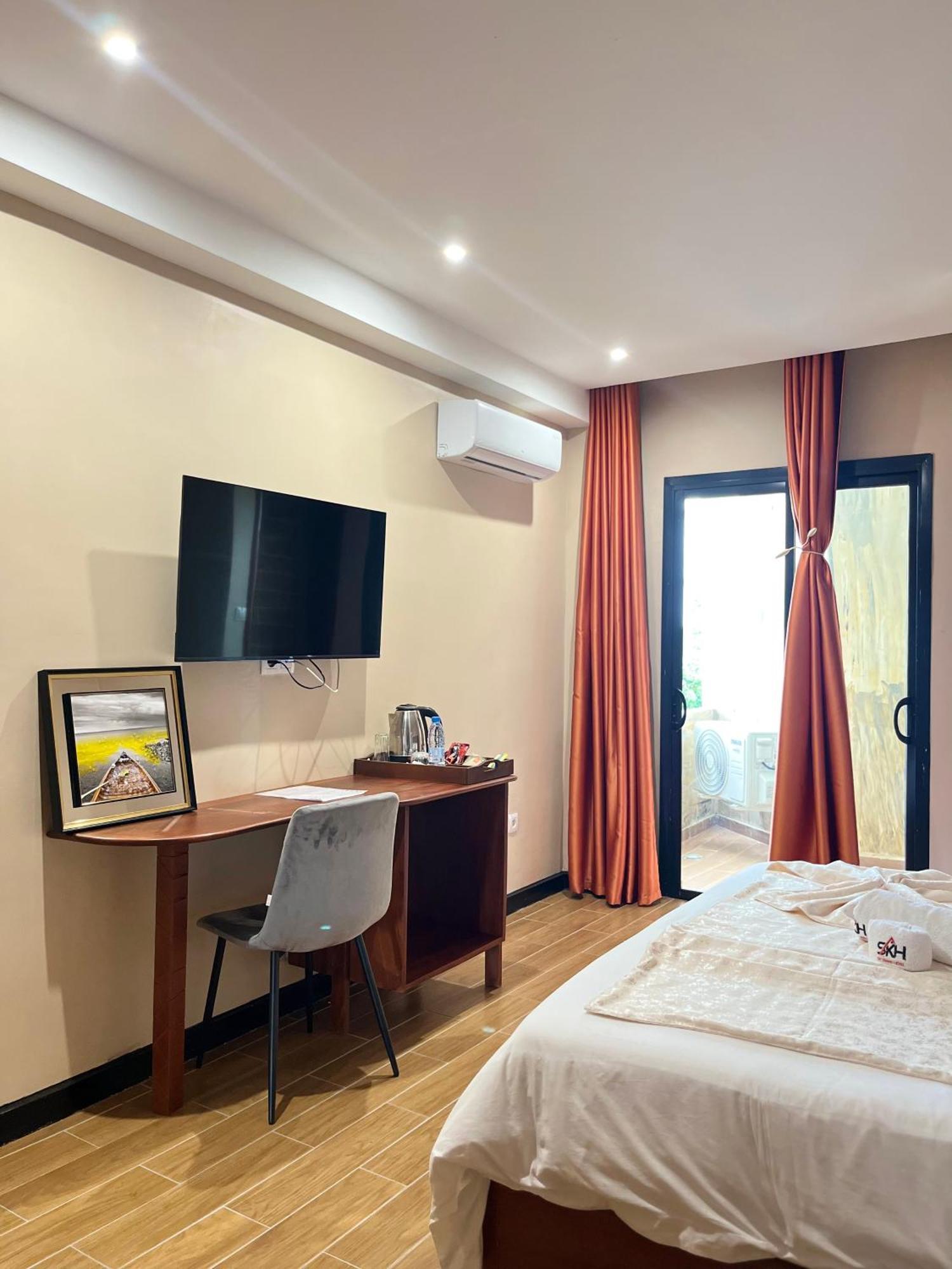 Sky Kenako Hotel Криби Екстериор снимка