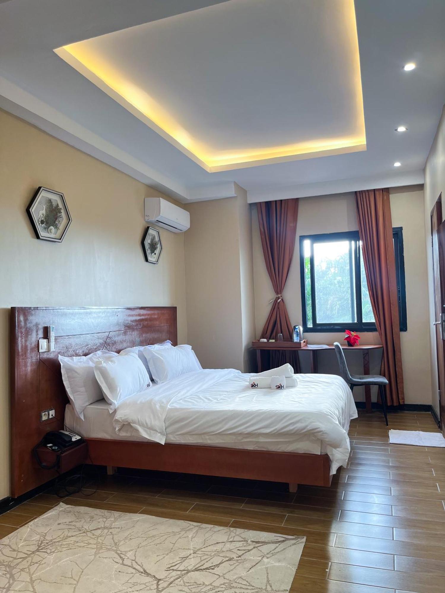 Sky Kenako Hotel Криби Екстериор снимка