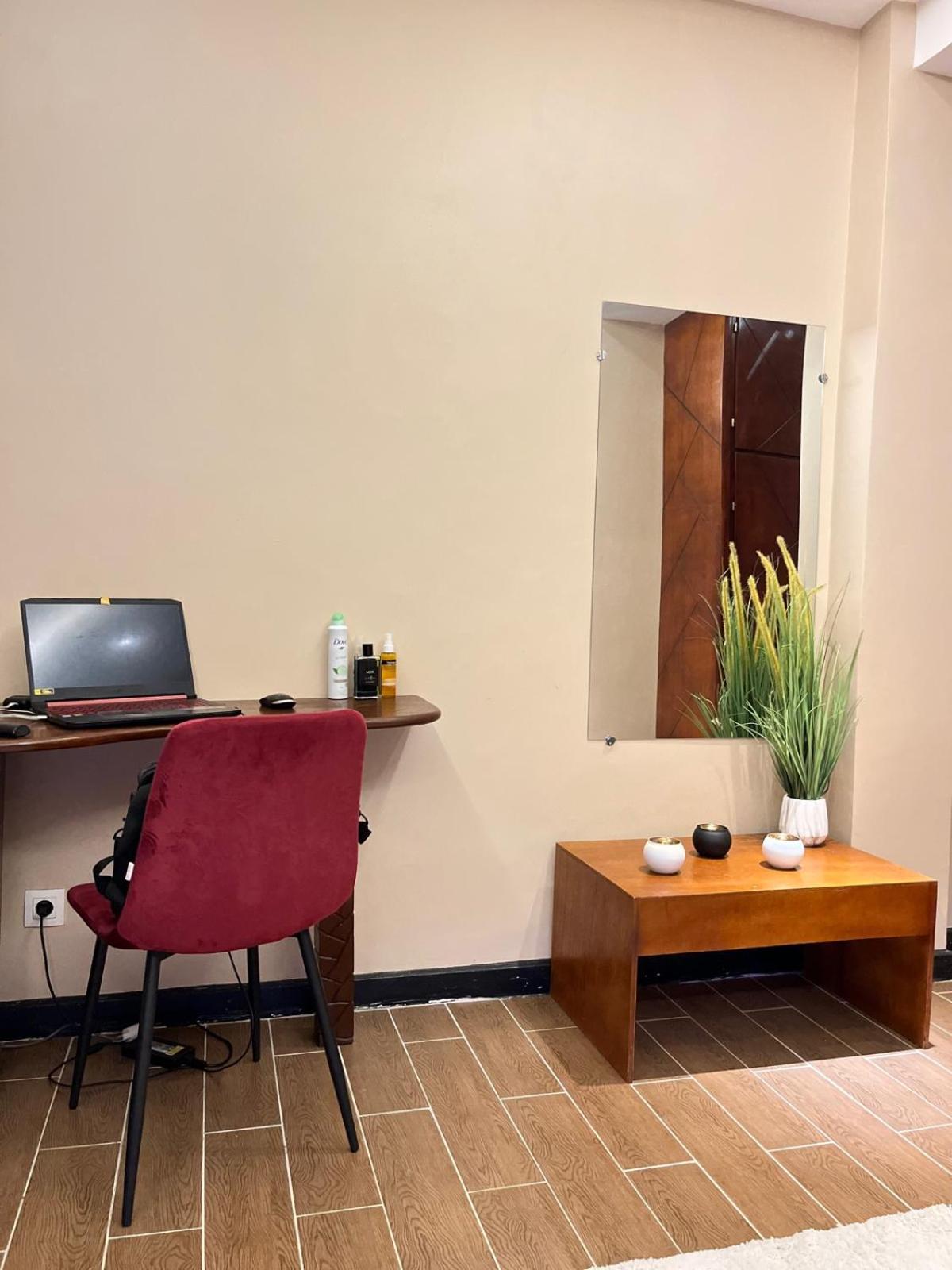 Sky Kenako Hotel Криби Екстериор снимка